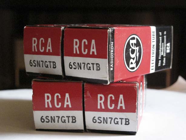 Кликните для увеличения изображения РАДИОЛАМПА 6SN7GTB, RCA, U. S. A. NOS.