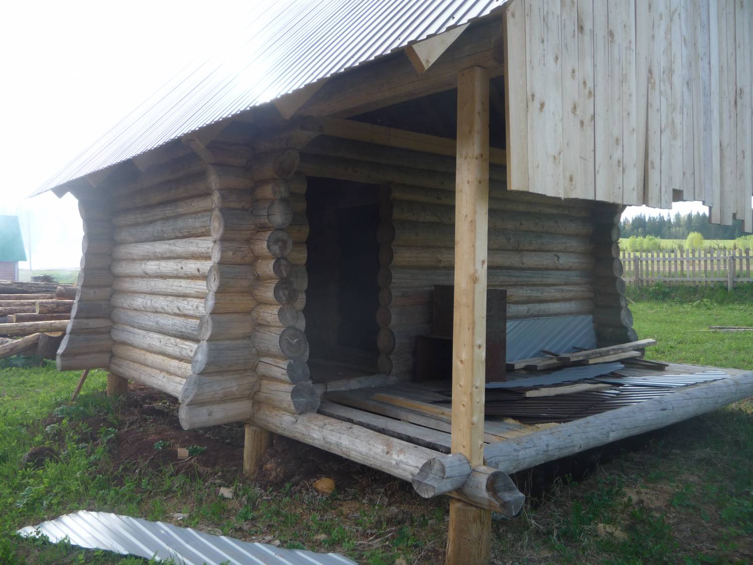 Продажа жилого дома и земельного участка